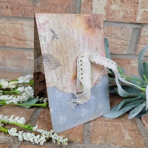 Flip-Up Pocket With Journal Card