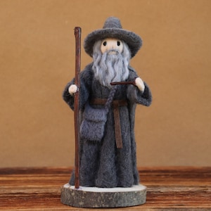 Personalized  Portrait Satatue,Custom Felted, Mother&#39;s Day Gift, Engaged Couple Felt, Handmade Dumbledor Felt,Wool Felted Figurine, Playmate