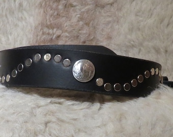 Handgjort svart läderbälte för män i USA med Buffalo Nickels och nitar, 3,5 cm brett