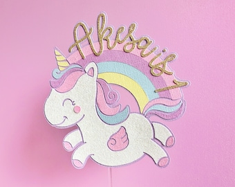 Gepersonaliseerde eenhoorn verjaardagstaarttopper, regenboogdecoraties