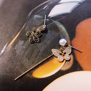 Queenie Asymmetric Earrings | flower & butterfly - Made in Korea