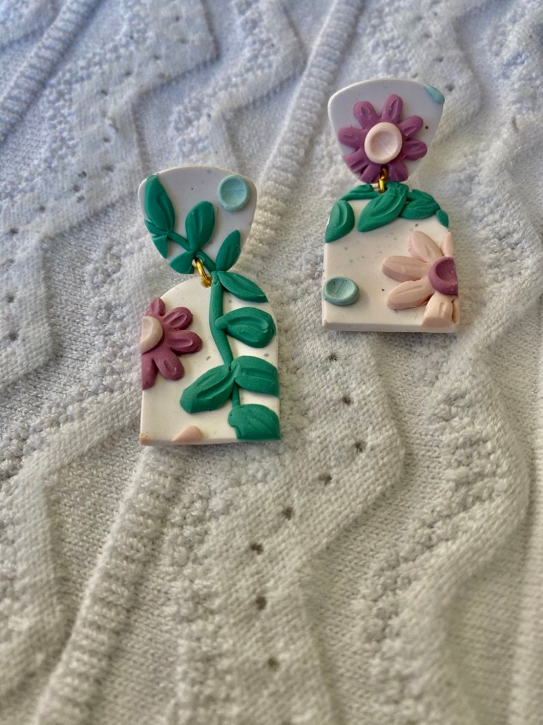 First Bloom Violet Dangle Clay Earring