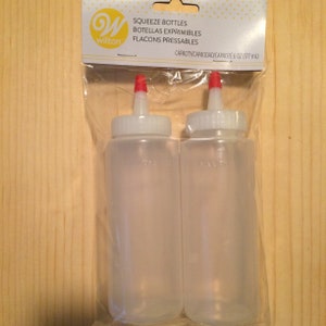 kelkaa 2oz HDPE Plastic Squeeze Bottles with Red Yorker Caps (Pack of