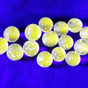 Nova Terp pearls. UV reactive yellow.