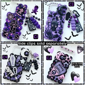 Peut inclure: Quatre &eacute;tuis de t&eacute;l&eacute;phone diff&eacute;rents sur le th&egrave;me gothique et effrayant. Chaque &eacute;tui pr&eacute;sente un design diff&eacute;rent avec des accents noirs, violets et roses. Les motifs comprennent un poupon vaudou, un cr&acirc;ne, un plateau de Ouija et un cercueil. Les &eacute;tuis sont d&eacute;cor&eacute;s de paillettes, de strass et de breloques.