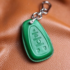 Key Fob Cover fit for Chevy Traverse Trailblazer Blazer Camaro Chevy Bolt Cruze Equinox Malibu Sonic Spark Trax, Chevy Personalized Keychain