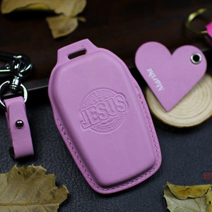 Pink Cute 2024 Tundra Trd Pro Sr5 Platinum Capstone Off Road 2024 Fob Protect Tacoma Shell Pouch Highlander Rav4 Camry Key Cover Case Holder