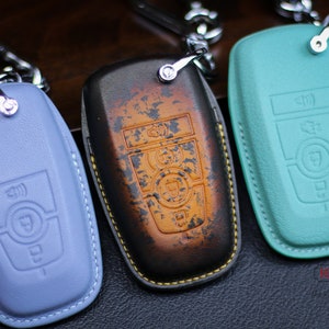 Cover For ST Explorer Expedition Edge Fusion ST Escape 2023 2024 Leather Key Fob Cover Case for Bronco Keyless Smart Remote Holder Keychain