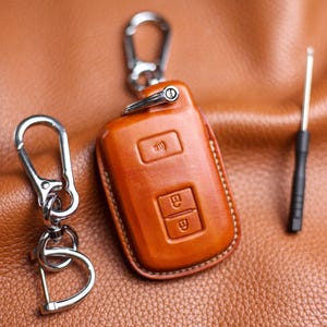 Tundra Fob Protect Tacoma Trd Pro Key Fob Cover Case for Avalon Camry Corolla Sequoia Prius C RAV4 Prado Pick Up Keychain Remote Holder
