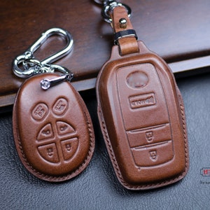 For Tundra Trd Pro Sr5 Platinum Capstone Off Road 2024 Fob Protect Tacoma Shell Pouch Highlander Rav4 Camry Key Cover Case Remote Holder