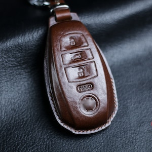 Touareg Leather Key Fob Cover Case Cover for 2022 2023 Touareg Keychain Keyless Remote Holder Shell Pouch Fob Protector Touareg Accessories