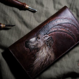 Nach Maß lange Brieftasche mit Ziege geschnitzt, echtes Leder Ziege Carving lange Brieftasche, schnitzen Ziege lange Brieftasche, Ziege gravierte Brieftasche für Männer