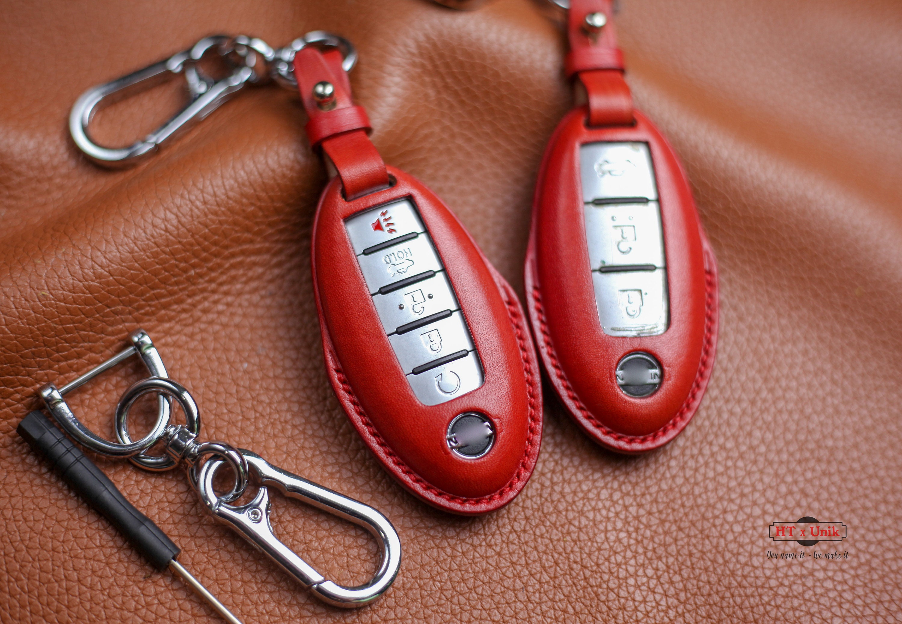 thumbnail image 2 of Genuine Leather Smart Key Fob Case Compatible With Nissan Sentra, Versa, Rogue, Pathfinder, Murano, Kicks, Ariya, Armada (2022-2026 Models 2 of 10