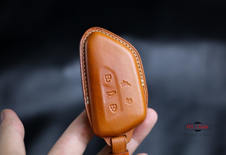 For 2023 2024 Atlas Cross Sport Key Fob Cover Leather Keychain Keyless ...