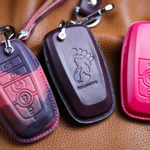 Cute Pink Purple Girly Bronco Sasquatch Key Fob Cover Case 2023 Bronco Sport Remote Holder Custom Bronco Woman Keychain Keyring