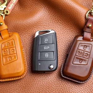 Key Fob Cover Case VW Atlas Tiguan Jetta Touareg Fob Holder VW Magotan Passat B8 MK7 Golf7 GTI Polo Beetle Caddy Eos Case Holder Protector