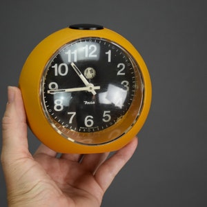70&#39;s Bubble Clock Made in Yugoslavia by Insa, Space Age Alarm Clock, 1970&#39;s Yellow /Orange Clock, Plastic Vintage Clock, Gift for Him, MCM