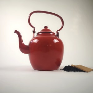 Vintage Enamelled Red Teapot, Farmhouse Vintage Teapot, Emo Celje Teapot, Vintage Home Decor, Vintage 1970&#39;s Yugoslavia Teapot, Mid Century