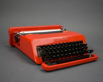 Red Olivetti Valentine Typewriter from 70s, Working Condition Typewriter, MOMA Musemum, Vintage Red Typewriter, Mid Century Modern Decor