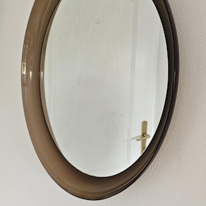 Mid Century Modern Round Acrylic Glass Wall Mirror,Vintage Mirror,Plastic Mirror,Makio Hasuike for Guzzini,Guzzini Mirror from 1970&#39;s,Retro