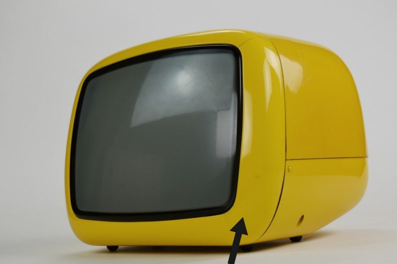 Space Age Yellow Portable Tv, Iskra Minirama, Vintage Home Decor, Retro Tv, MCM, MOMA New York, Iskra Tv, Minirama Tv, Retro Decor, Vintage image 9