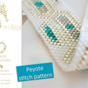 Puede incluir: Una pulsera de cuentas con un patrón de punto peyote par en blanco, dorado metálico y turquesa. El texto dice Ini Ibiza, Even Peyote Bracelet Pattern, Dotty, Miyuki Delica 11/0, 182 filas, 15,5 cm de largo, 16 columnas, 2 cm de ancho.