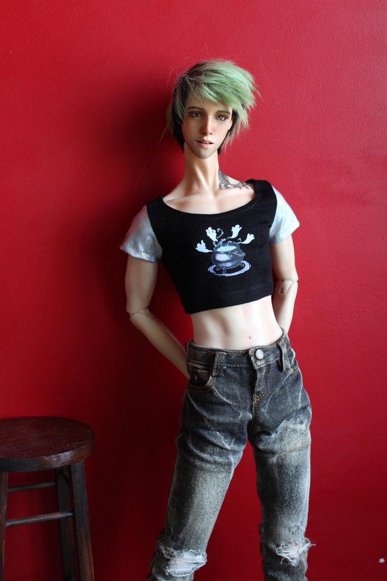 1/3 SD BJD Crop top unisexe noir avec design gothique image 7