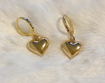 Puffy Heart Anhänger Ohrringe Vergoldeter Schmuck im Vintage-Stil