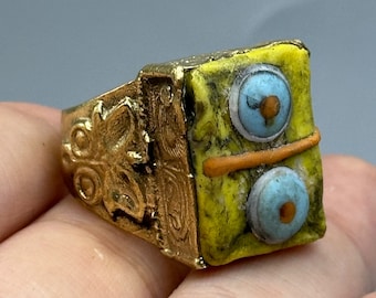 very unique ancient Roman gabri mosaic glass brass ring
