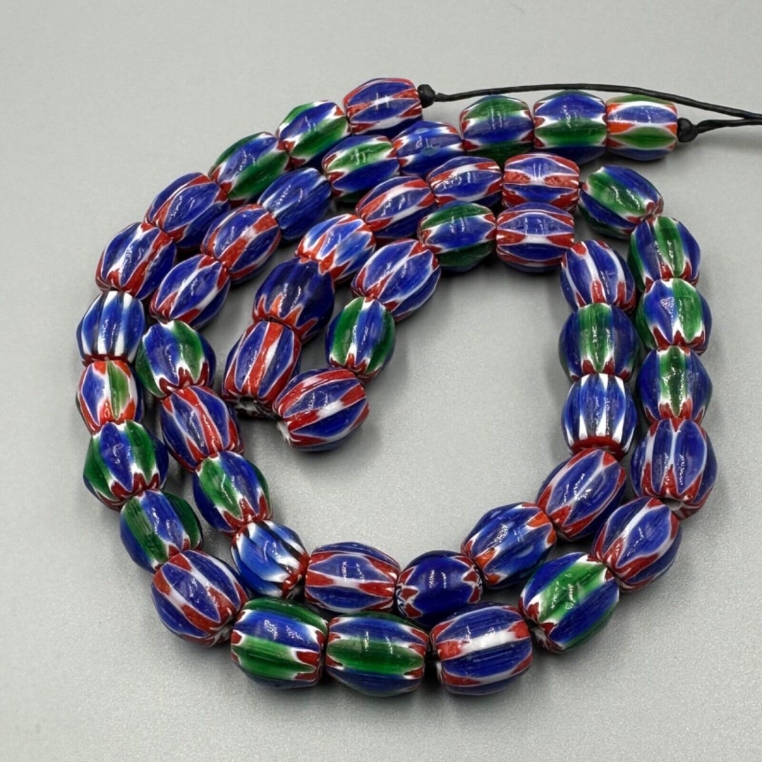 Collier Africain Minuscule Perles Vénitiennes Chevrons - Rouge Et Vert 7mm - Marque East Oasis - Occasion