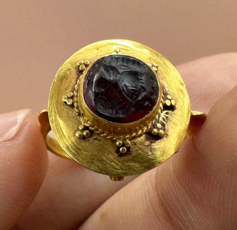 A Rare Ancient Roman 18k Gold Ring With King Portrait Intaglio on Rare ...