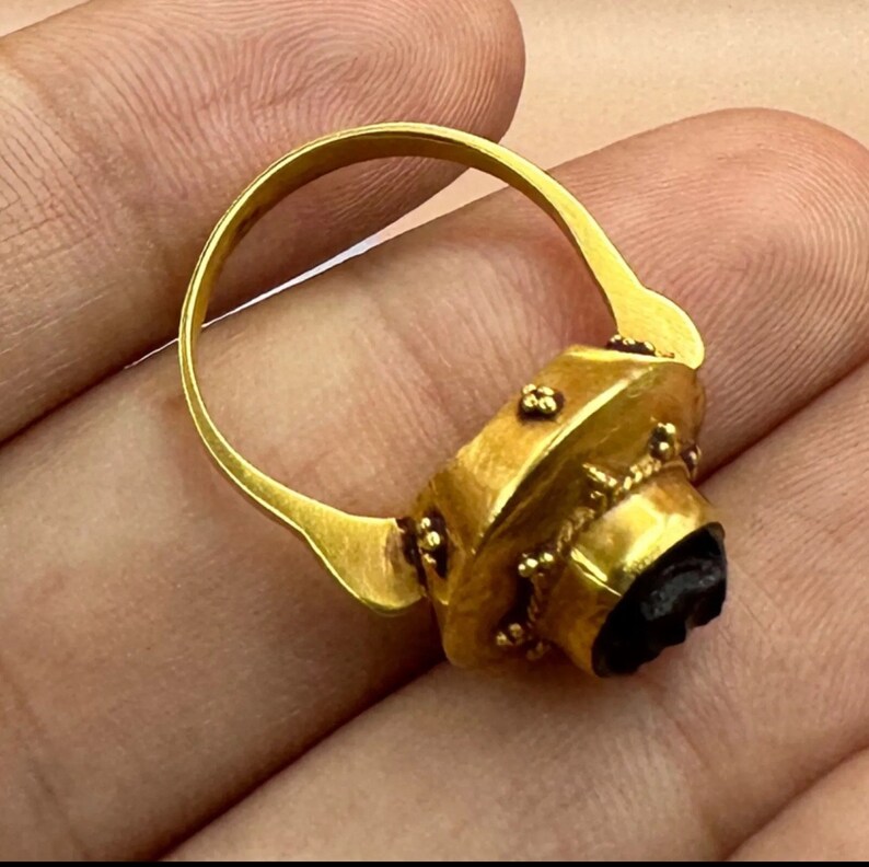 A Rare Ancient Roman 18k Gold Ring With King Portrait Intaglio on Rare ...