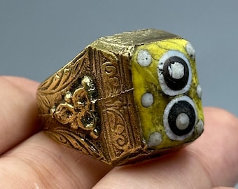 Anillo de latón de cristal de mosaico romano antiguo genuino