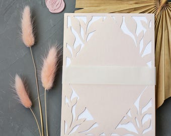 Invitación de boda clásica de 5x7 con pliegue SVG: plantilla cortada a láser y Cricut / archivo digital PNG EPS