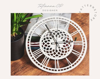 Plantilla de reloj de pared con números romanos: SVG cortado con láser (descarga digital)