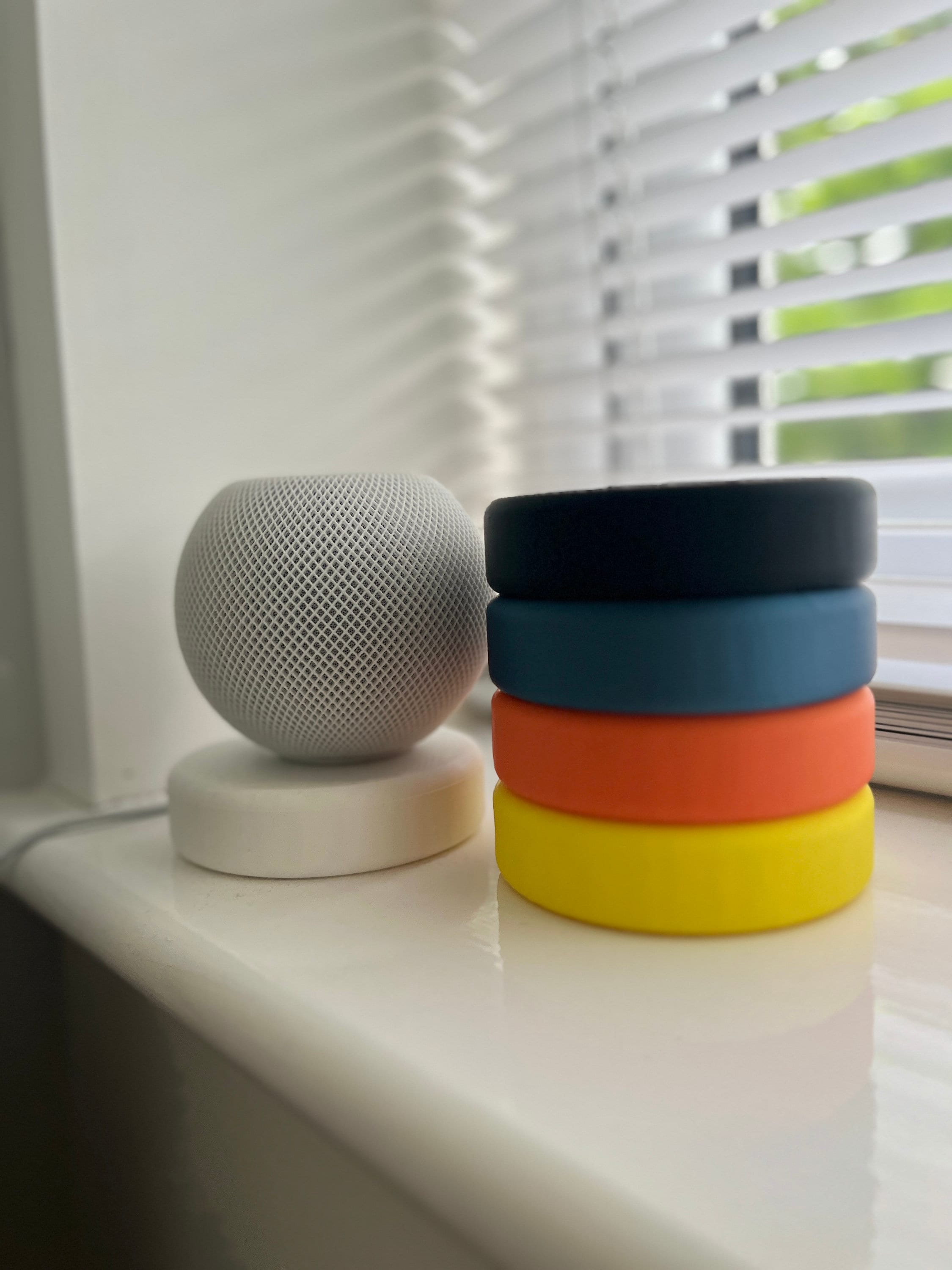 PlusAcc Soporte de pared para HomePod Mini - Soporte compatible con Homepod  Mini, sin sonido amortiguado, con gestión de cables, accesorios de ahorro