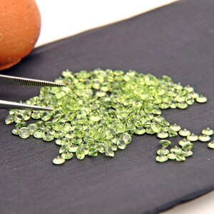 Peridoto redondo verde intenso, nanocristal, piedra artificial de laboratorio resistente al calor, 1,0-5,0 mm PrG