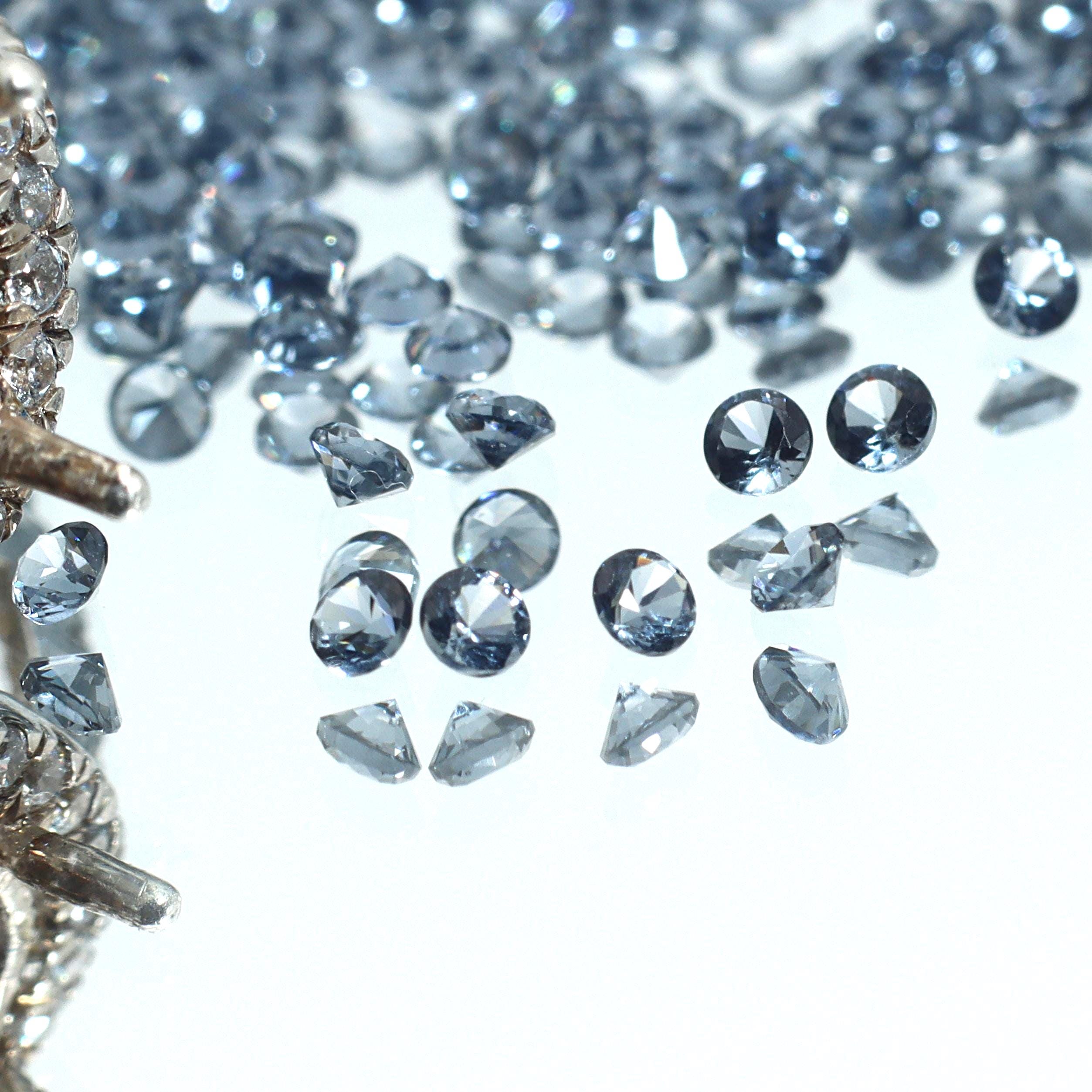 Gray spinel - Etsy 日本