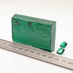 Emerald Green Nano Crystal Heat Resistant Nano Green Dark Faceting Grade Rough stone (#EGD Cut size 1-10mm)