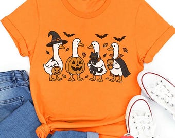 Silly Goose Halloween Teacher T-Shirt, Funny Goose Pumpkin Shirt, Spooky Season Fall Tee, Cute Halloween Costume Top