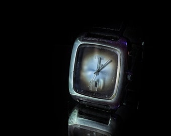 vintage storm watch