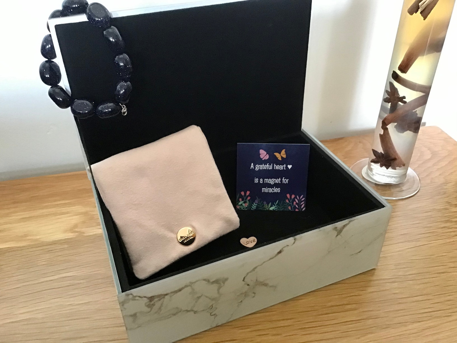 LOLA ROSE GIFT / Blue Sandstone Bracelet with a silver marbled Etsy