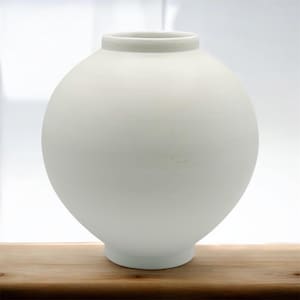 Handgjord koreansk månkruksvas: Stenvit porslinskeramikvas, 달항아리