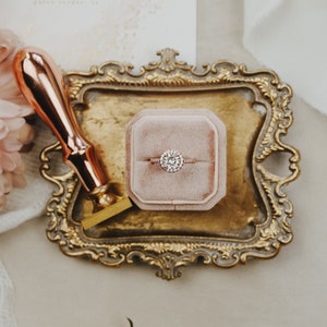 Gold Tray Ring Dish Vintage Style for Wedding Flat Lay Photography - Jewelry Styling Bride - Gift for Bridal Shower - Wedding Details