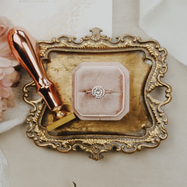 Gold Tray Ring Dish style vintage pour la photographie de mariage à plat - Bijoux style mariée - Cadeau pour douche nuptiale - Détails du mariage