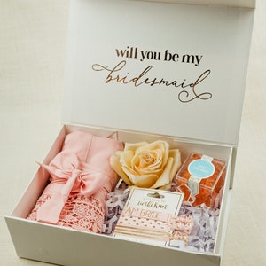 Bridesmaid Proposal, Personalized Gift Box, Bridal Party Gift, Bridesmaid Box, Custom Gift Box, Maid of Honor, Gift for Bridesmaid, Wedding