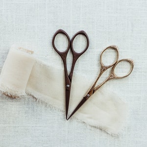 Vintage Style Schere für Braut Hochzeit Geschenk oder Notfall Kit oder Fotografie Flat Lay Styling