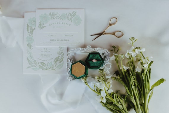 Equal Porta-Anelli Esagonale In Velluto Verde Salvia - 3 Scomparti - Per Matrimonio E Proposte - 4