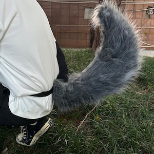 Queue de loup gris, fourrure, fausse fourrure, loup cosplay