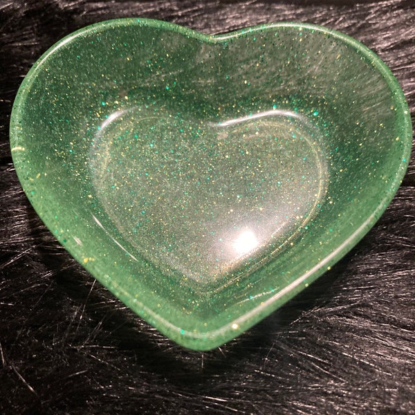 Custom Colored Heart Shaped Trinket Dish| Small Heart Resin Bowl Made In Any Color